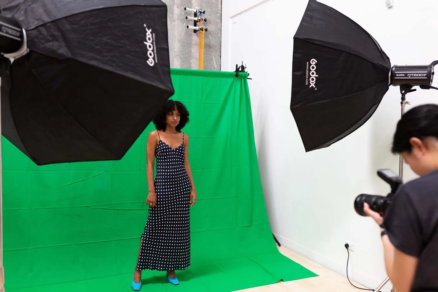 Chroma Key Green Screen 3m x 3m Cotton Muslin Backdrop