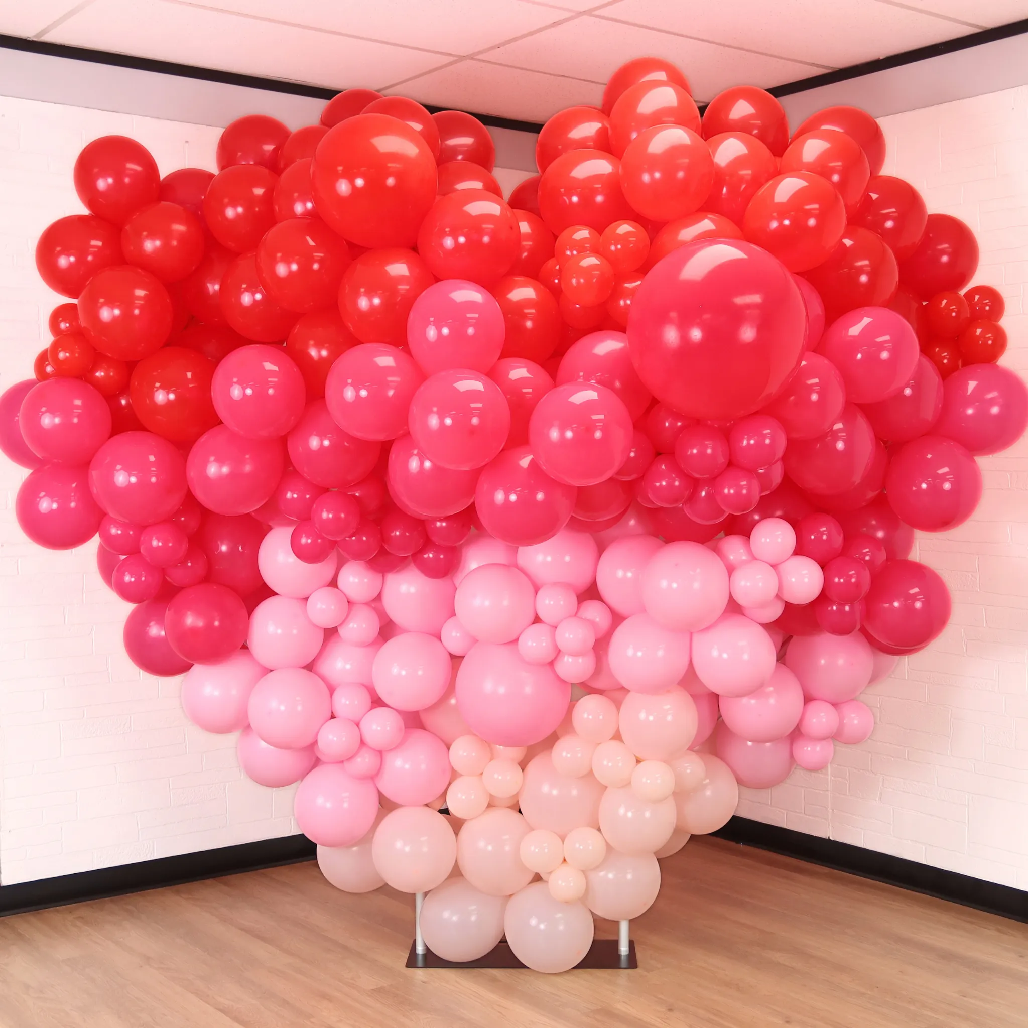 Fuchsia 10" Latex Balloons | 50 pcs