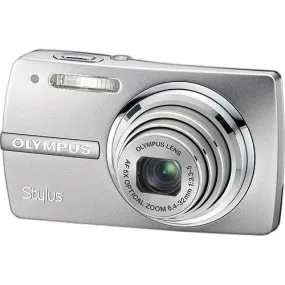 Olympus Stylus 820 Digital Camera - Silver